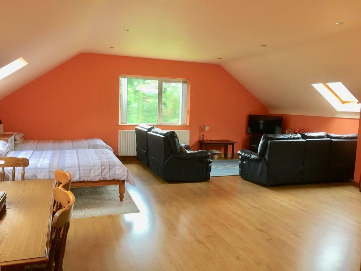 Moybrone Flat Apartamento Enniskillen Exterior foto